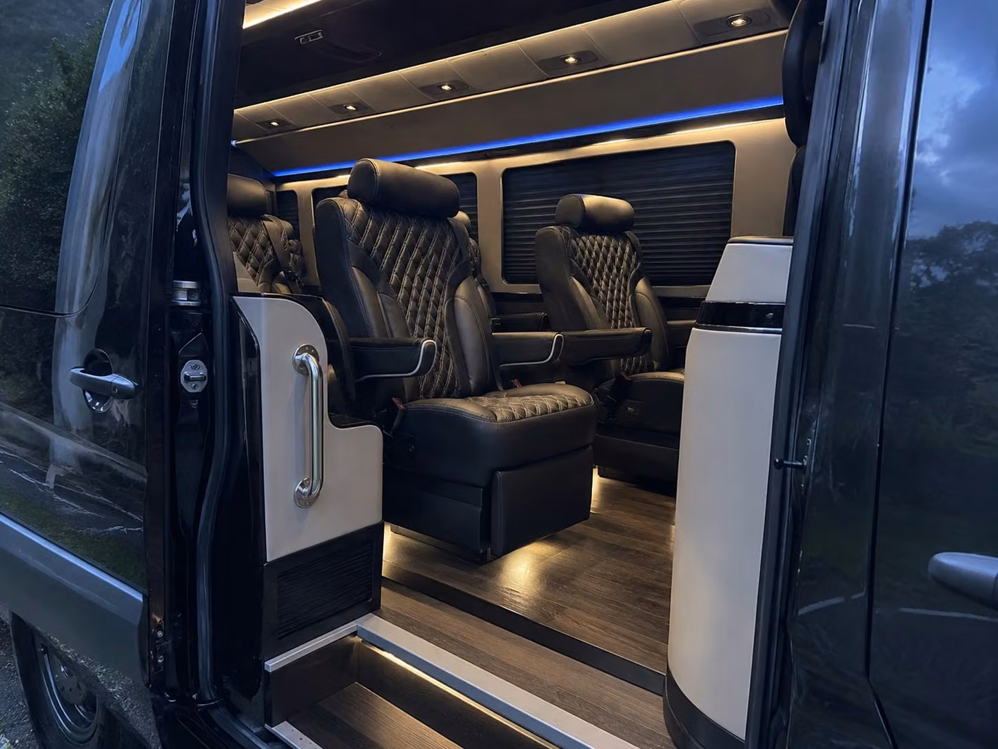bronx airport transportation